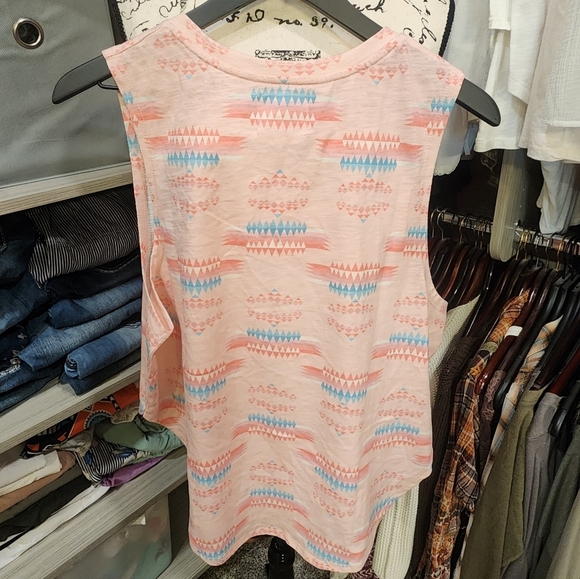 Aztec tank - Picture 3 of 4